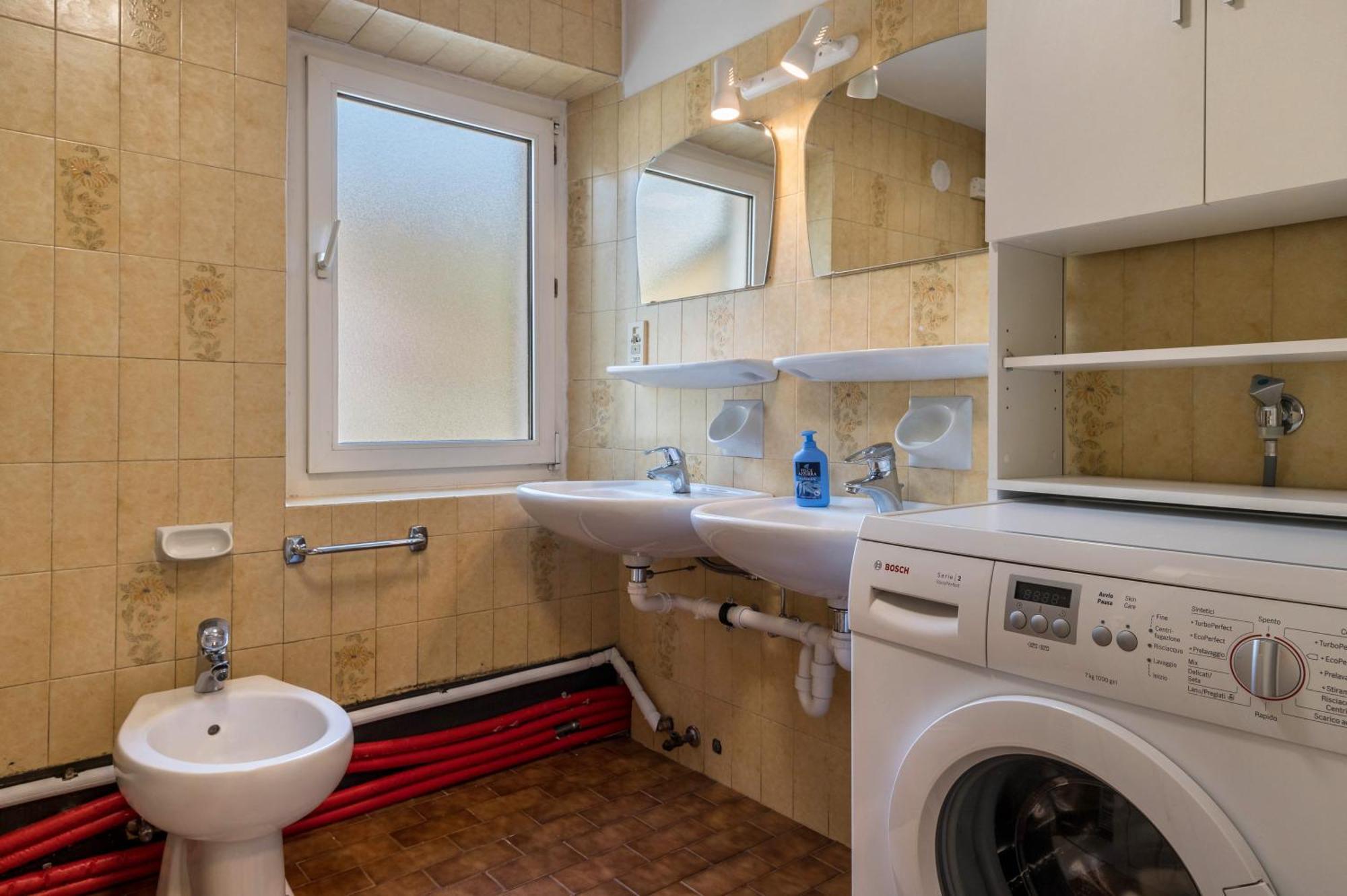 Enrich Apartment Urtijëi Buitenkant foto